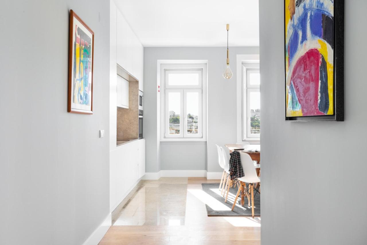 Joivy Marvelous 3-Bed Home With Astonishing View And Terrace, Nearby St George Castle Lissabon Exterior foto